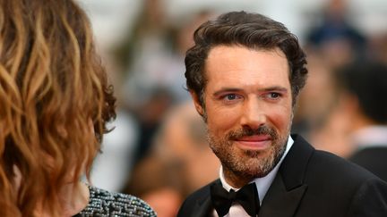 Nicolas Bedos est venu présenter La Belle Époque, hors-compétition durant ce 72e&nbsp;festival de Cannes. C'est son second film après&nbsp;Monsieur &amp; Madame Adelman (2017). (ALBERTO PIZZOLI / AFP)