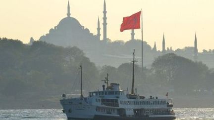 Sainte-Sophie vue du Bosphore, à Istanbul. (ANTOINE LORGNIER/AFP)