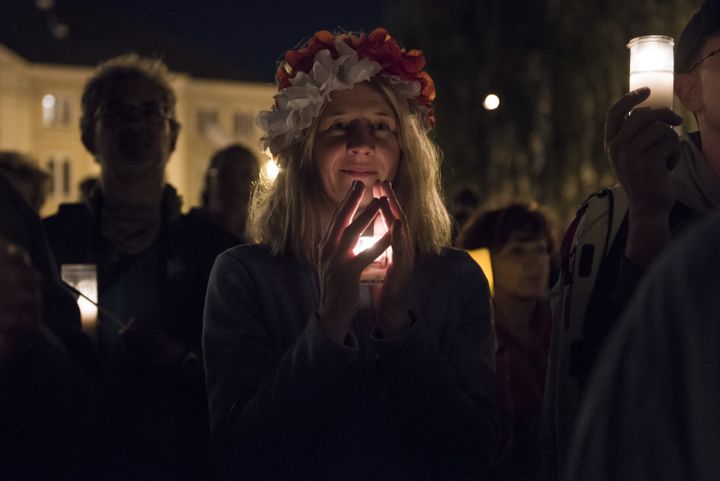 Une manifestation devant la Cour suprême polonaise, le 25 juillet 2017. (CITIZENSIDE/ATTILA HUSEJNOW / CITIZENSIDE)