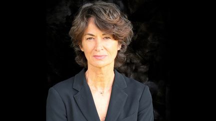 Portrait de la romancière Corinne Royer, 2021 (François Giraud / ACTES SUD)