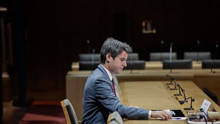 L'ancien Premier ministre Gabriel Attal auditionné au Sénat, le 8 novembre 2024. (STEPHANE DE SAKUTIN / AFP)