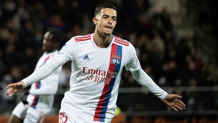 Le Lyonnais Romain Faivre après son doublé à Lorient en Ligue 1, le 4 mars 2022. (LOIC VENANCE / AFP)