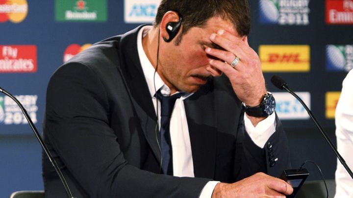 Marc Li&egrave;vremont lors de la conf&eacute;rence de presse suivant la d&eacute;faite des Bleus face aux N&eacute;o-Z&eacute;landais, en finale de la Coupe du monde, le 23 octobre 2011 &agrave; Auckland.&nbsp; (NIGEL MARPLE / REUTERS)