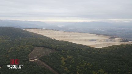 Complément d'enquête. Une carrière du cimentier Lafarge a-t-elle pu déclencher le séisme qui a frappé l'Ardèche en 2019 ? (COMPLÉMENT D'ENQUÊTE/FRANCE 2)