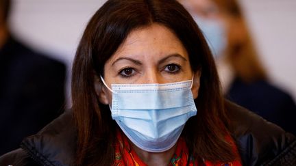 La maire de Paris et candidate à la présidentielle du Parti socialiste français Anne Hidalgo, le 10 janvier 2022. (LUDOVIC MARIN / AFP)