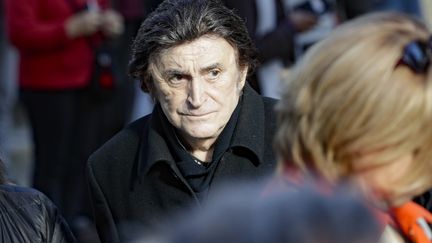 Dick Rivers, le 5 novembre 2018, au cimetière du Père-Lachaise à Paris.&nbsp; (GEOFFROY VAN DER HASSELT / AFP)