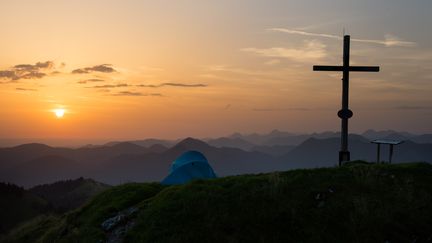 Une croix à Lenggries en Bavière (illustration). (MAXPPP)