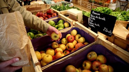 Les légumes bios coûtent plus cher à cause des marges des supermarchés ?