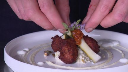 Regarder la vidéo Dans la Loire, les pêcheurs continuent de faire vivre leur passion en se diversifiant