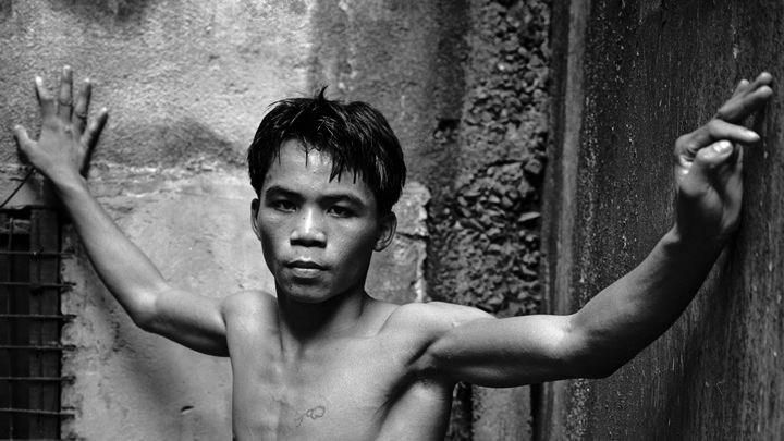 Le boxeur philippin Manny Pacquiao, photographi&eacute; en 1996 aux Philippines.&nbsp; (GERHARD JOREN / LIGHTROCKET / SIPA)