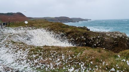 Le Conquet, dans le département du Finistère, le 21 décembre 2023. (LILIAN CAZABET / HANS LUCAS / AFP)