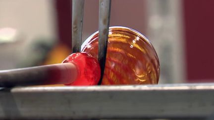 Noël et fêtes de fin d'année : la magie des souffleurs de verre (FRANCE 2)