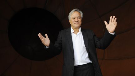 Le plasticien britannique Anish Kapoor invité de la 13e biennale d'art contemporain de Lyon au couvent de la Tourette construit en 1959 par le Corbusier
 (EPA/MAXPPP)