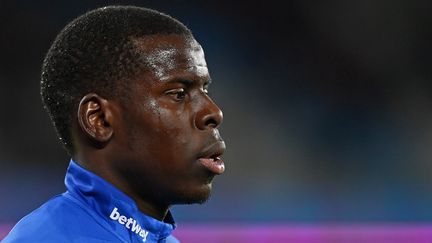 L'international français du club londonien de West ham, Kurt Zouma, le 8 février 2022 lors du match de son équipe contre Watford. (GLYN KIRK / AFP)