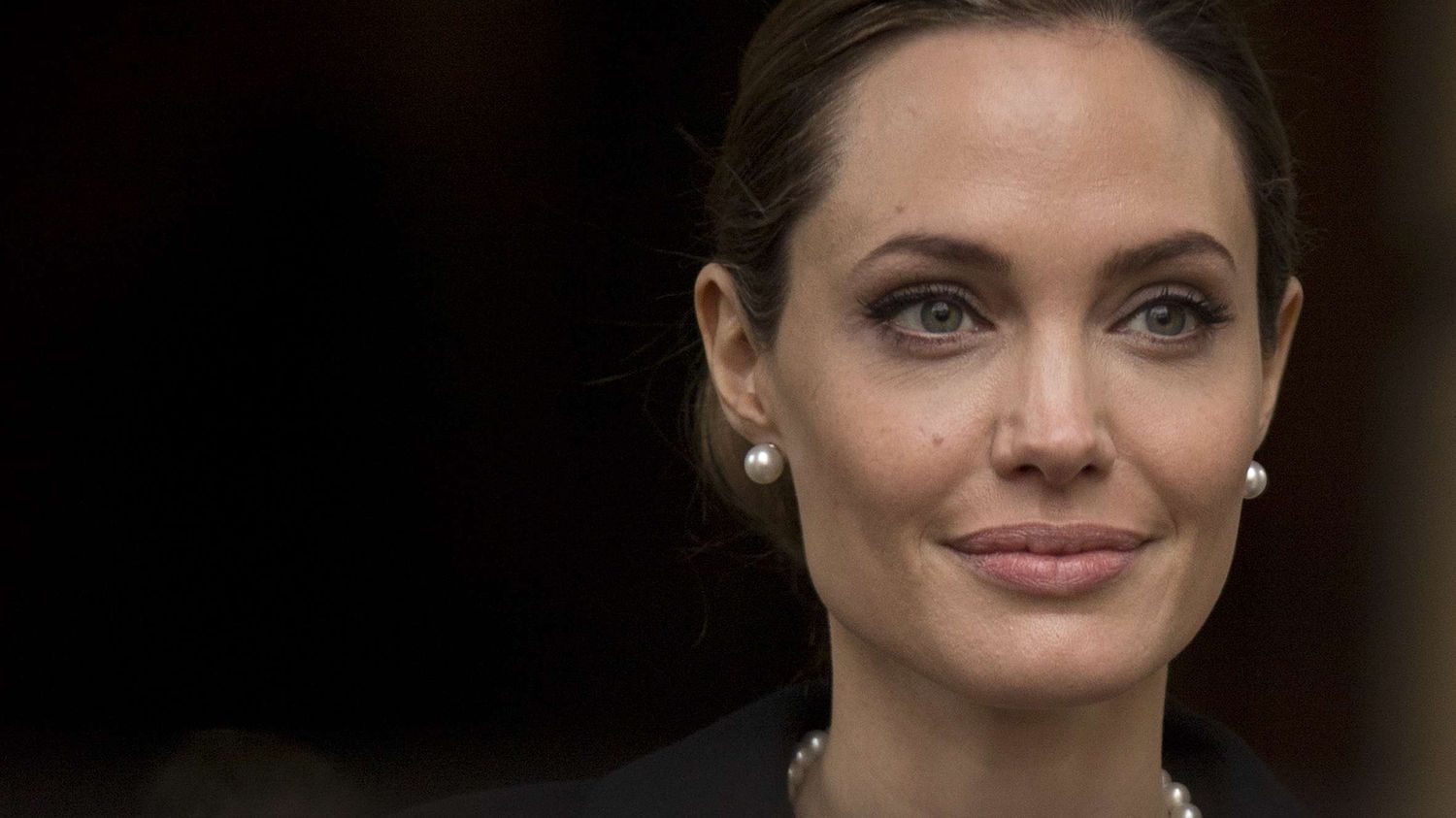 La tante d'Angelina Jolie meurt d'un cancer du sein