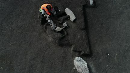 Decouverte d'une trentaine de menhirs