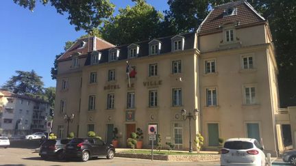 La mairie de Tain-l'Hermitage. (Radio France - Jade Peychieras)