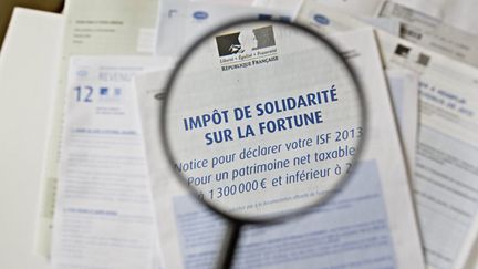 &nbsp; (En 2013, l'ISF a rapporté 4,4 milliards d'euros à l'État © MAXPPP)