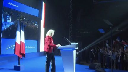 Présidentielle 2022 : à Avignon, Marine Le Pen tente de convaincre les électeurs encore indécis