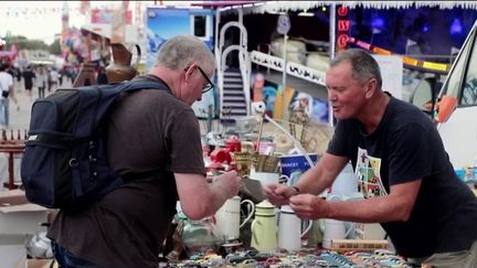 La Grande Braderie de Lille (Nord) débute dans trois jours et les derniers préparatifs sont en cours de réalisation.