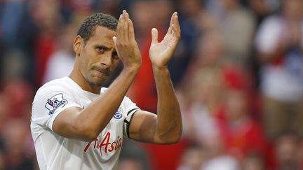 Le d&eacute;fenseur anglais Rio Ferdinand, le 14 septembre 2014, &agrave; Manchester (Royaume-Uni). (ANDREW YATES / REUTERS)