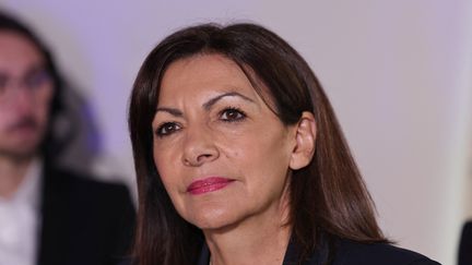 La candidate socialiste à l'élection présidentielle Anne Hidalgo, le 28 mars 2022, à Paris. (THOMAS COEX / AFP)