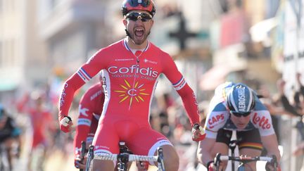 Nacer Bouhanni remporte sa première étape de Paris-Nice. (DAVID STOCKMAN / BELGA MAG)