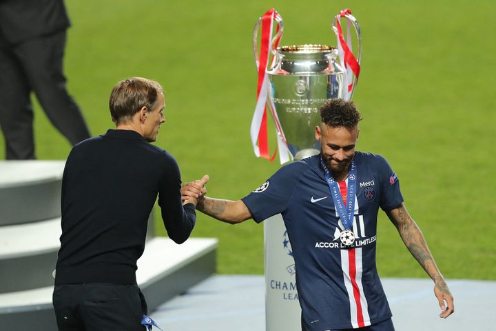 Tuchel et Neymar, lors de la défaite du PSG en finale de la C1 contre le Bayern, le 23 août 2020 (MIGUEL A. LOPES / POOL)