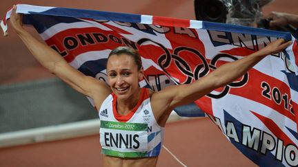 Jessica Ennis après son titre olympique à Londres en 2012 (BEN STANSALL / AFP)