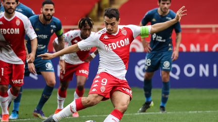 Wissam Ben Yedder a inscrit dix penalties cette saison, plus que n'importe quel autre joueur de Ligue 1. (VALERY HACHE / AFP)