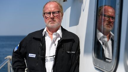 Michel L'Hour, ancien-directeur du Département des recherches archéologiques subaquatiques et sous-marines, à Brest, le 29 juin 2018. (FRED TANNEAU / AFP)