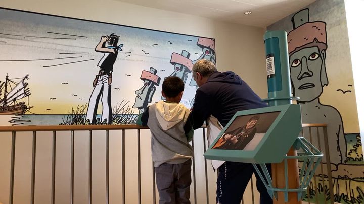 Exposition "Corto Maltese, escale Atlantique" à la Maison des douanes de SAint-Palais-sur-Mer.&nbsp; (C. Cottaz / France Télévisions)