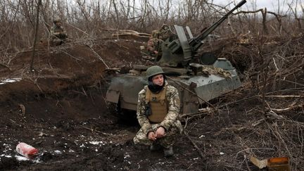 Ukrainian soldiers in the Donestsk region, February 20, 2024. (ANATOLII STEPANOV / AFP)