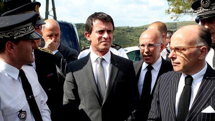 &nbsp; (Lors d'un déplacement dans les Alpes-maritimes, Manuel Valls a clarifié samedi la position de la France sur la gestion de l'accueil des migrants © MaxPPP)