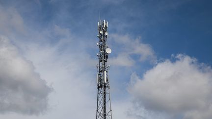 Une antenne-relais à Douarnenez (Finistère). Photo d'illustration.&nbsp; (QUEMENER YVES-MARIE / MAXPPP)