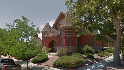 La synagogue&nbsp;Temple&nbsp;Emanuel,&nbsp;dans la ville américaine de&nbsp;Pueblo (Colorado), était visée par ce projet d'attentat. (GOOGLE STREET VIEW / FRANCEINFO)