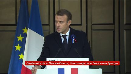 Emmanuel Macron lors d'un discours commémorant la Première Guerre Mondiale aux Eparges (Meuse), 6 novembre 2018. (FRANCEINFO)