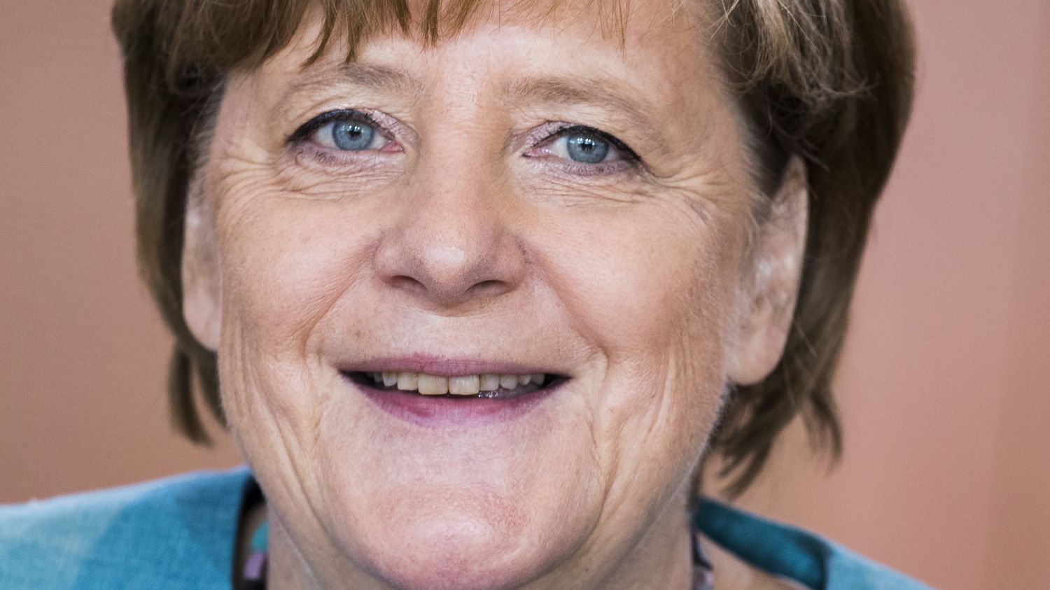 Je veux voir comment elle est en vrai: à Bormes, des touristes pressés  d'apercevoir la chancelière Angela Merkel - Nice-Matin