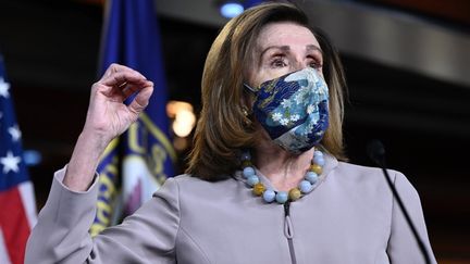 La présidente de la Chambre des représentants, Nancy Pelosi, le 10 décembre 2020 à Washington (Etats-Unis). (ANDREW CABALLERO-REYNOLDS / AFP)