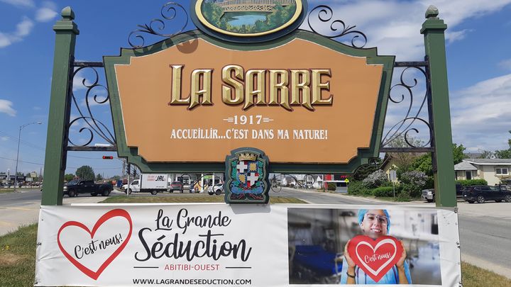 En Abitibi Témiscamingue (Québec), les communes attirent les jeunes médecins à travers l'opération "La Grande séduction". (SOLENNE LE HEN / FRANCEINFO)