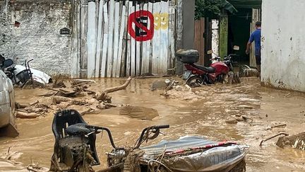 Une photo montre les dommages causés par les fortes pluies à Sao Sebastiao, près de Sao Paulo, dans le sud-est du Brésil, le 19 février 2023. (SAO SEBASTIAO CITY HALL / DANIELA ANDRADE / AFP)