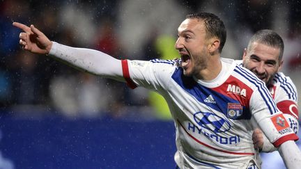 La joie de l'attaquant lyonnais Steed Malbranque apr&egrave;s son but contre Bastia, le 4 novembre 2012.&nbsp; (PHILIPPE MERLE / AFP)