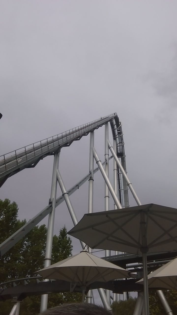 La montée du Silver Star d'Europa-Park à Rust, en Allemagne. Juste après, la descente à 130 km/h (RAPHAEL LANGLOIS)