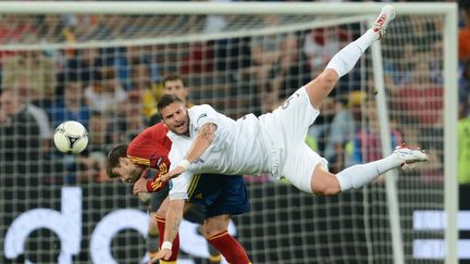 L'attaquant Olivier Giroud pendant le quart de finale de l'Euro face &agrave; l'Espagne, &agrave; Donetsk (Ukraine) le 23 juin 2012. (FRANCK FIFE / AFP)