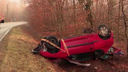 Verglas : des accidents en série font plusieurs morts sur les routes