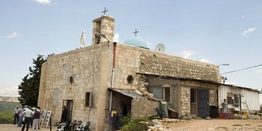 L'église d'Iqrit en Israël. Seul vestige du village. (JACK GUEZ/AFP)