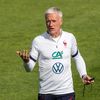 Didier Deschamps à Clairefontaine (Yvelines), le 27 mai 2021. (CHRISTOPHE PETIT TESSON / EPA VIA MAXPPP)