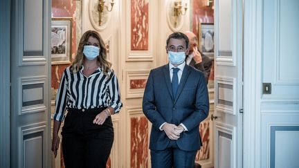 La ministre déléguée à la Citoyenneté, Marlène Schiappa, et le ministre de l'Intérieur, Gérald Darmanin, le 21 août 2020, à Paris.&nbsp; (ARTHUR NICHOLAS ORCHARD / HANS LUCAS / AFP)