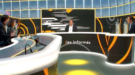 Tous les matins, Les informés du matin débattent sur franceinfo des sujets qui feront ou font l'actualité du jour. (FRANCEINFO / RADIOFRANCE)