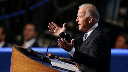 Le vice-pr&eacute;sident Joe Biden lors de son discours pour la convention d&eacute;mocrate,&nbsp;le 6 septembre 2012 &agrave; Charlotte (Caroline du Nord). (STREETER LECKA / GETTY IMAGES NORTH AMERICA / AFP)